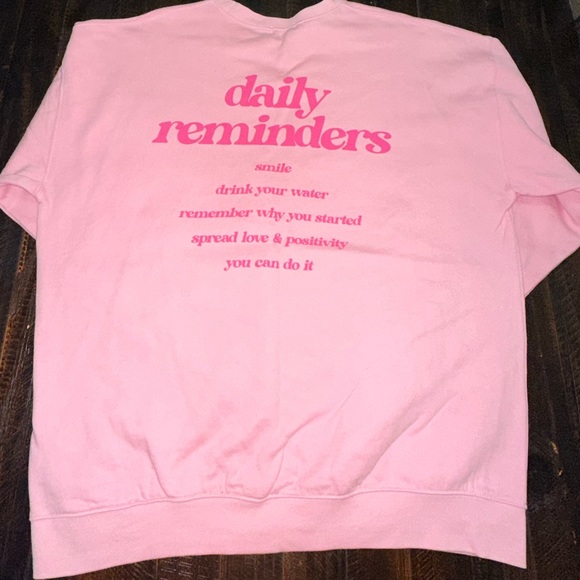 Boohoo Graphic Sweatshit - Picture 1 of 4